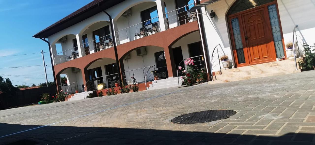 Casa Coco Hotel 2 Mai Bagian luar foto